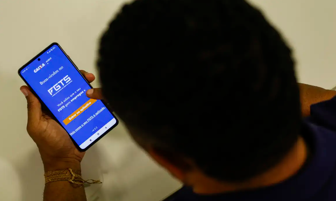 Desenrola 2.0 leva 1,4 milhão ao app do FGTS