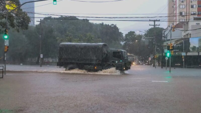 Inmet alerta para grande perigo de tempestade no Sul do país
